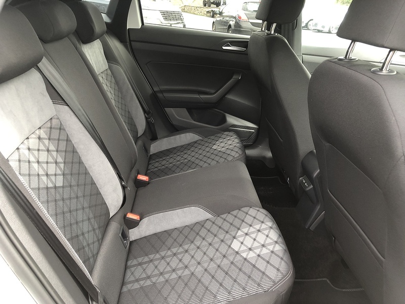 Volkswagen Polo TSI R-Line - U1770