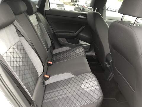 Volkswagen Polo TSI R-Line - U1770