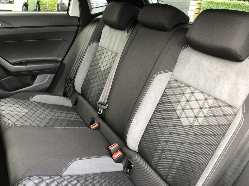 Volkswagen Polo TSI R-Line - U1770