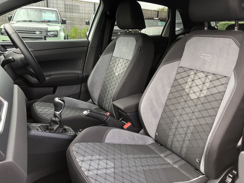 Volkswagen Polo TSI R-Line - U1770