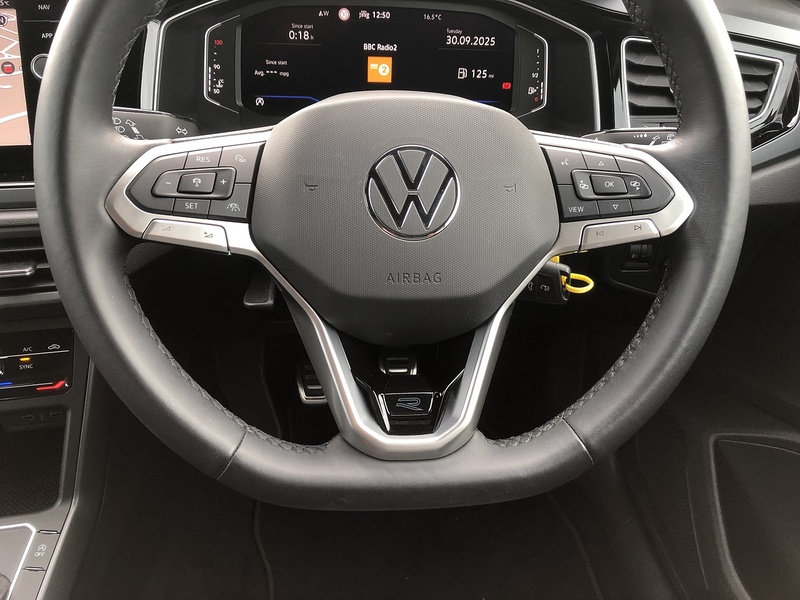 Volkswagen Polo TSI R-Line - U1770