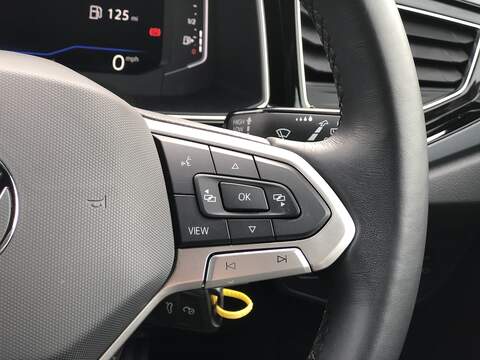 Volkswagen Polo TSI R-Line - U1770