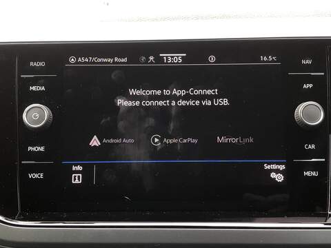 Volkswagen Polo TSI R-Line - U1770