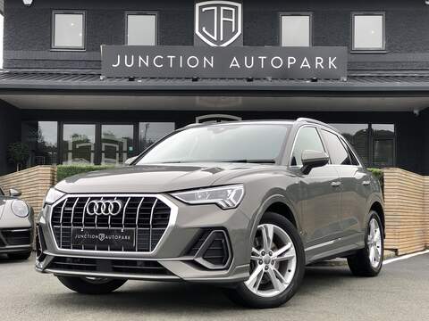 Audi Q3 TFSI S line - U1776