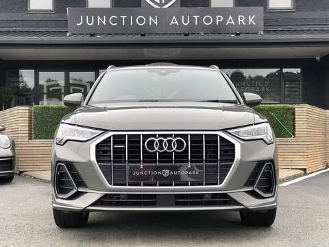 Audi Q3 TFSI S line - U1776