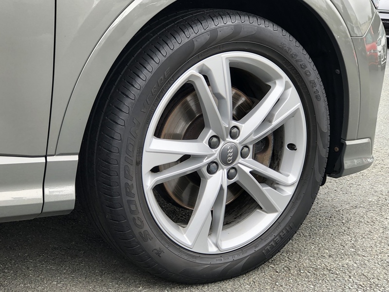 Audi Q3 TFSI S line - U1776