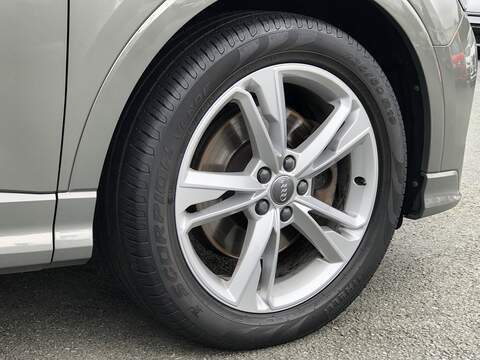 Audi Q3 TFSI S line - U1776