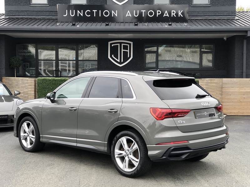 Audi Q3 TFSI S line - U1776