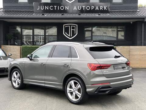 Audi Q3 TFSI S line - U1776