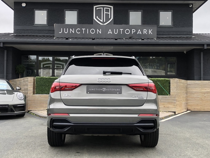 Audi Q3 TFSI S line - U1776