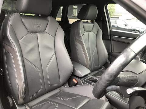 Audi Q3 TFSI S line - U1776