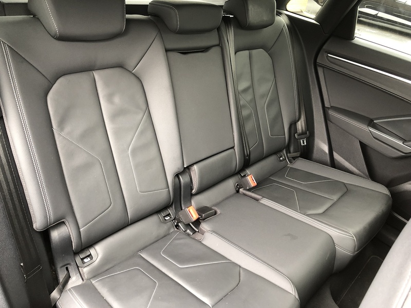 Audi Q3 TFSI S line - U1776