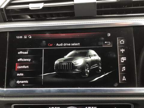 Audi Q3 TFSI S line - U1776