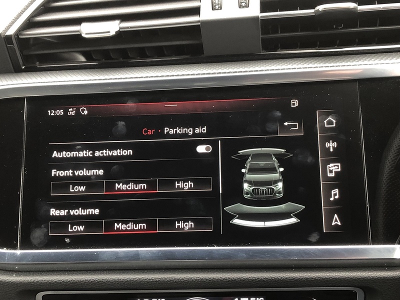 Audi Q3 TFSI S line - U1776