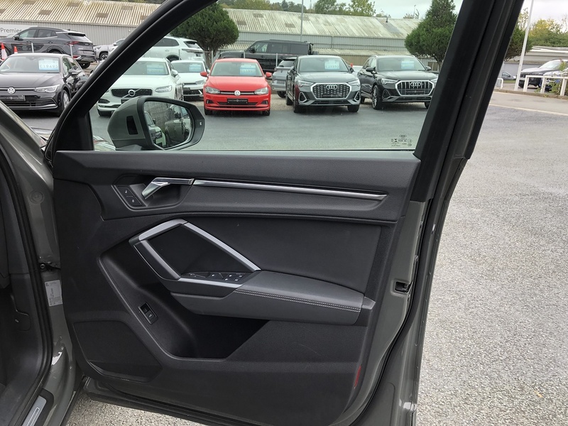 Audi Q3 TFSI S line - U1776