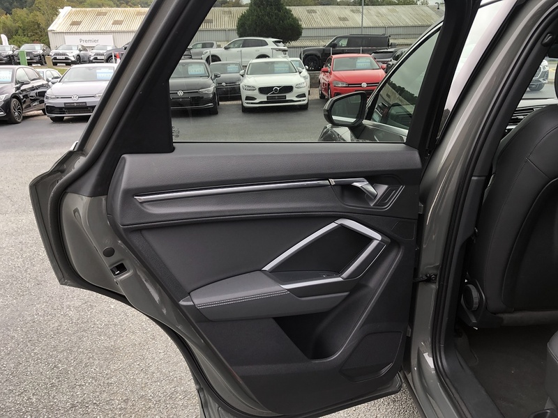 Audi Q3 TFSI S line - U1776