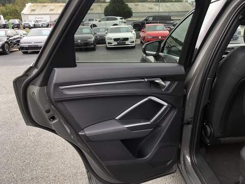 Audi Q3 TFSI S line - U1776