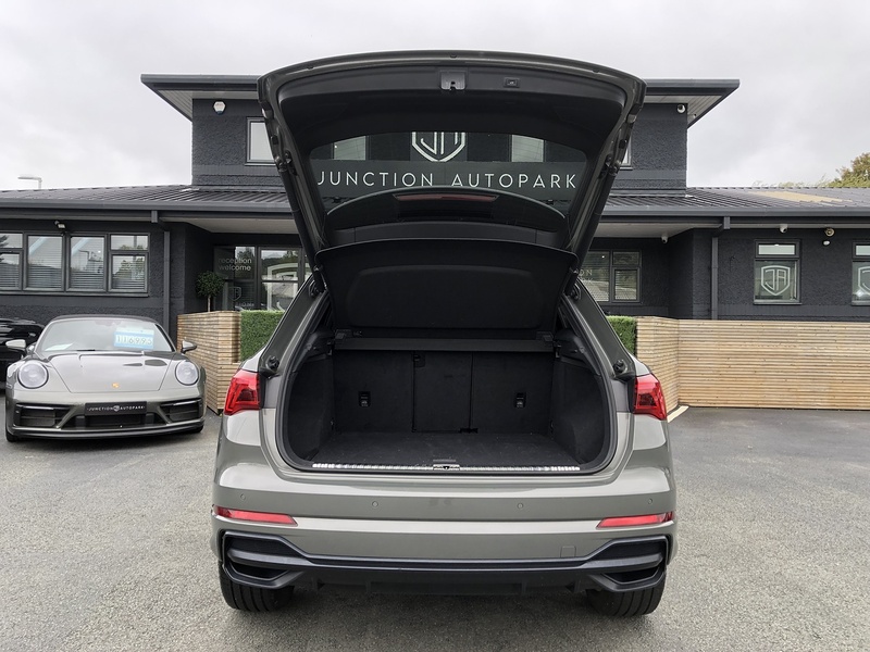 Audi Q3 TFSI S line - U1776