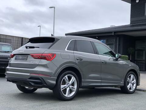 Audi Q3 TFSI S line - U1776
