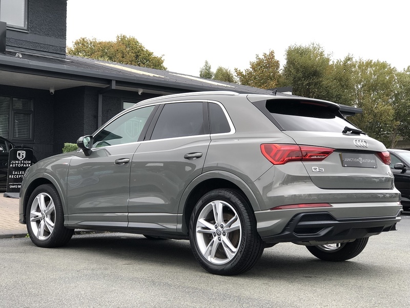 Audi Q3 TFSI S line - U1776