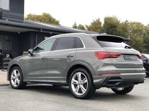 Audi Q3 TFSI S line - U1776