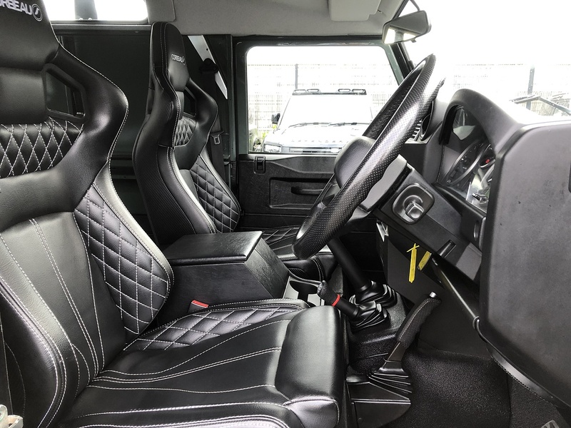 Land Rover Defender 90 TDCi - U1782