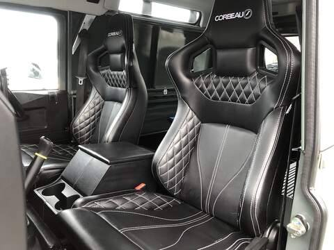 Land Rover Defender 90 TDCi - U1782