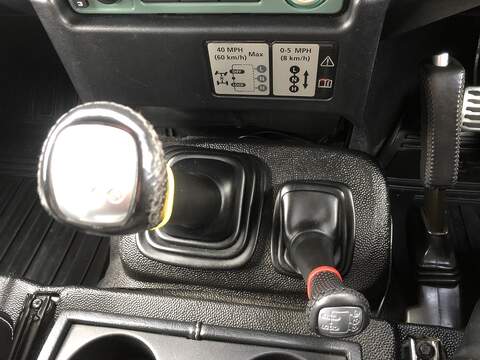 Land Rover Defender 90 TDCi - U1782