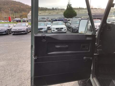 Land Rover Defender 90 TDCi - U1782