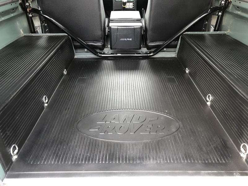 Land Rover Defender 90 TDCi - U1782