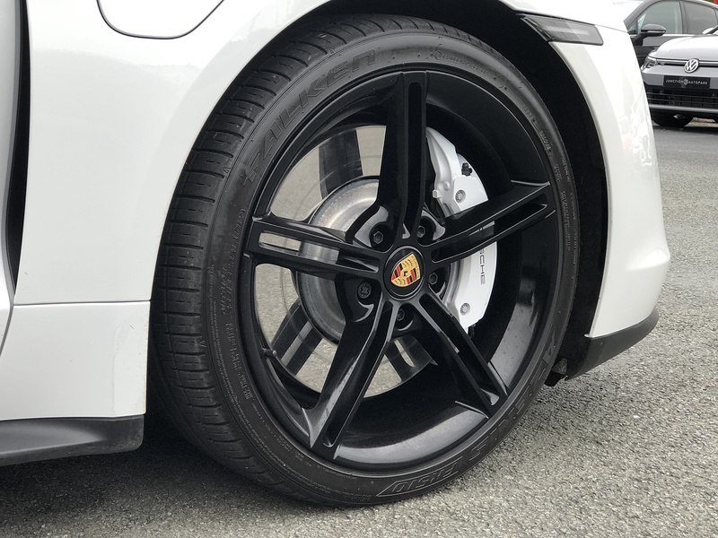 Porsche Taycan Performance 4S - U1790