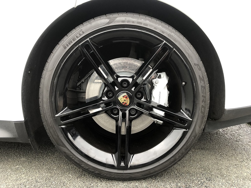 Porsche Taycan Performance 4S - U1790