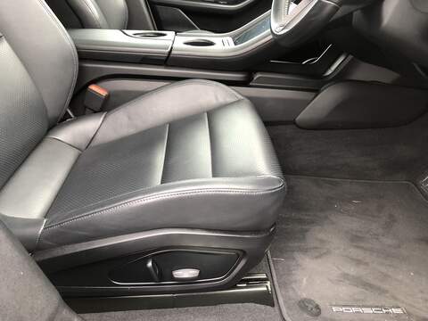 Porsche Taycan Performance 4S - U1790