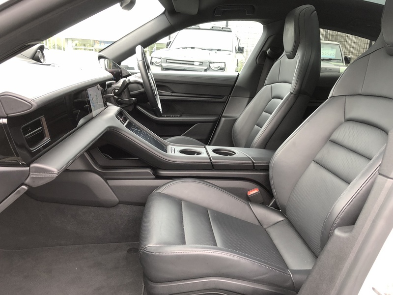 Porsche Taycan Performance 4S - U1790