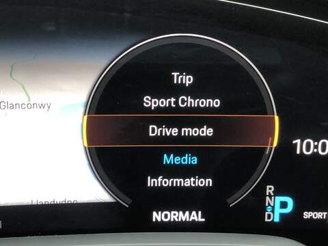 Porsche Taycan Performance 4S - U1790