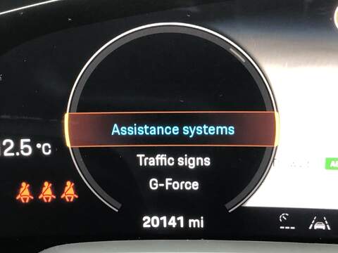 Porsche Taycan Performance 4S - U1790