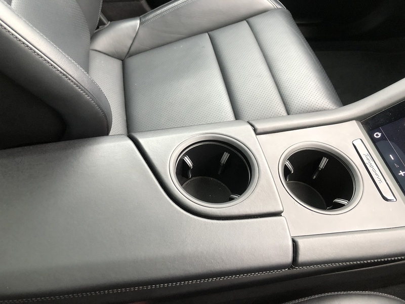 Porsche Taycan Performance 4S - U1790