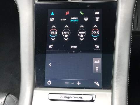 Porsche Taycan Performance 4S - U1790