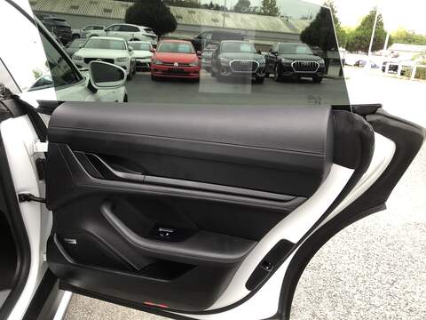 Porsche Taycan Performance 4S - U1790