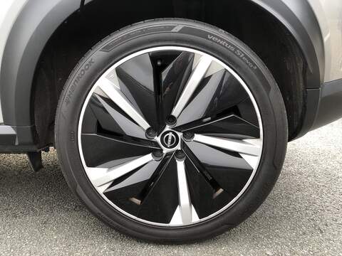 Nissan Juke Tekna+ - U1810