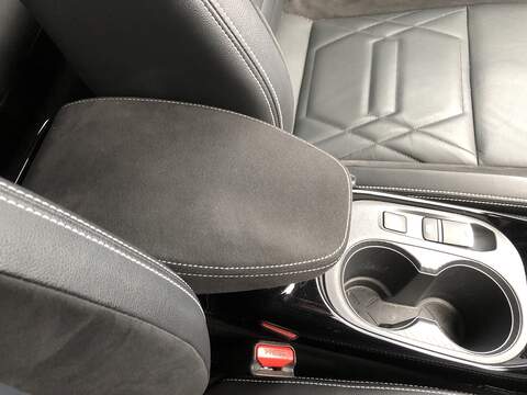 Nissan Juke Tekna+ - U1810