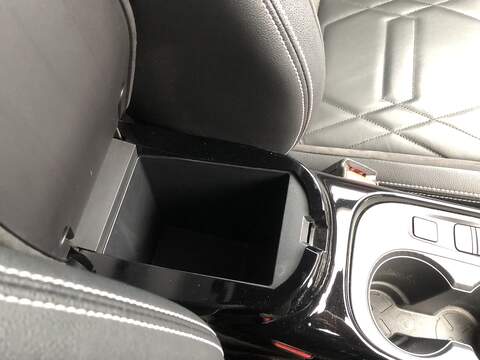 Nissan Juke Tekna+ - U1810