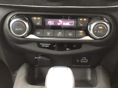 Nissan Juke Tekna+ - U1810