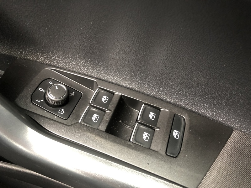 Volkswagen Polo TSI R-Line - U1812