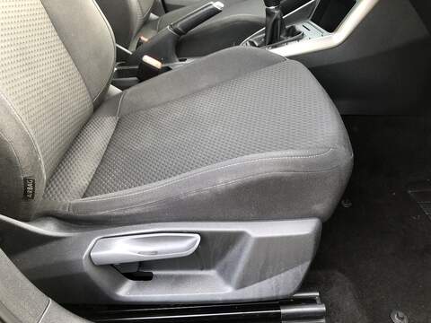 Volkswagen Polo TSI Match - U1814