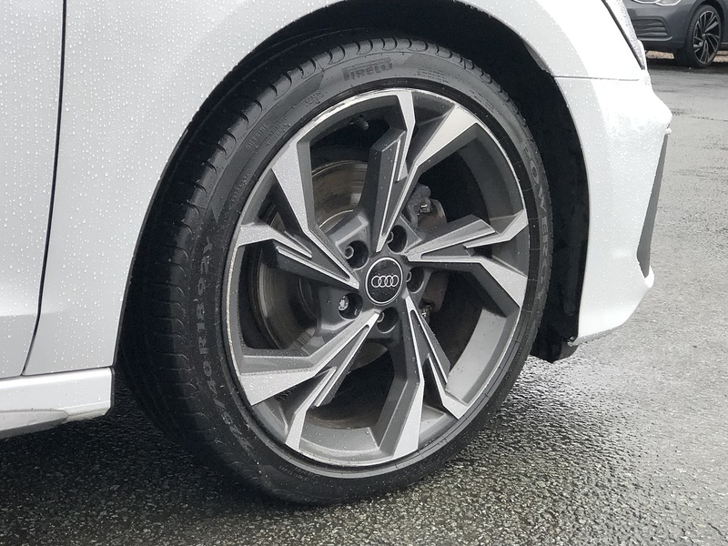 Audi A3 TFSI S line - U1818