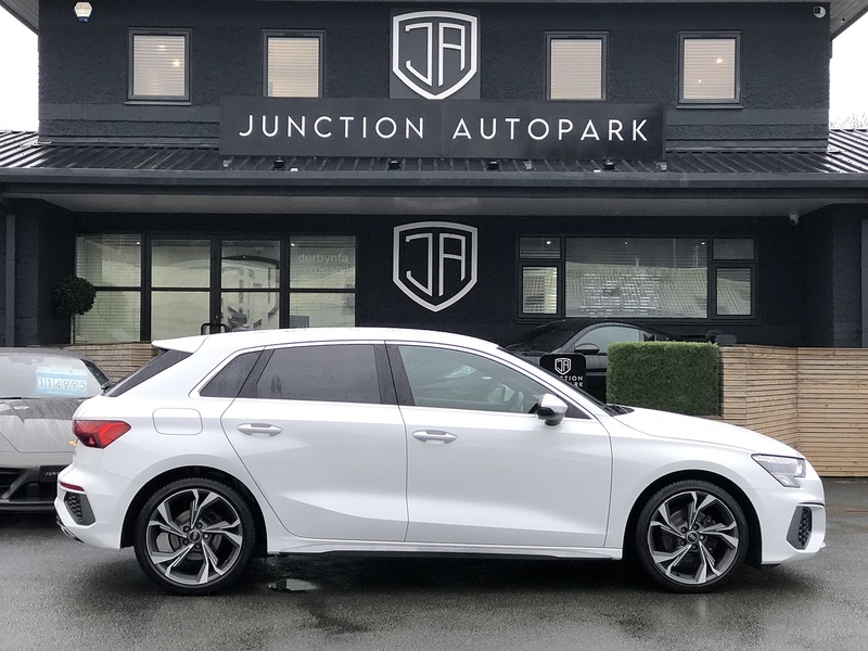 Audi A3 TFSI S line - U1818