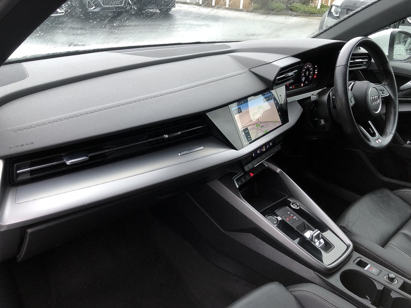 Audi A3 TFSI S line - U1818