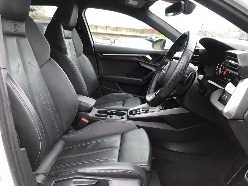 Audi A3 TFSI S line - U1818