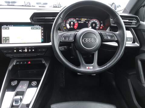 Audi A3 TFSI S line - U1818